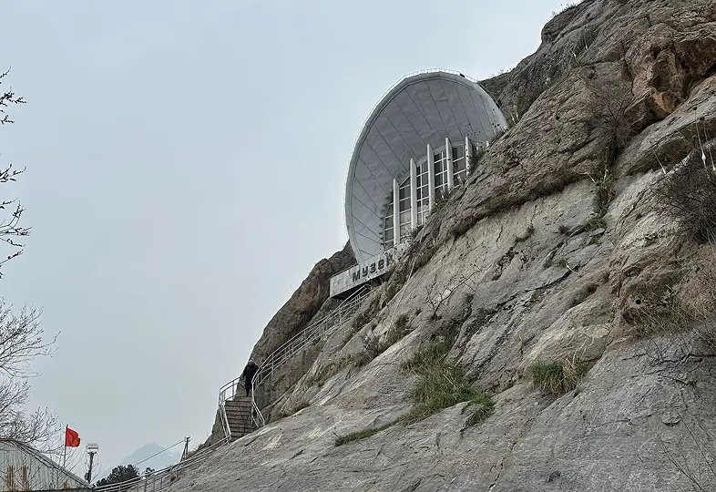 スライマン・トー