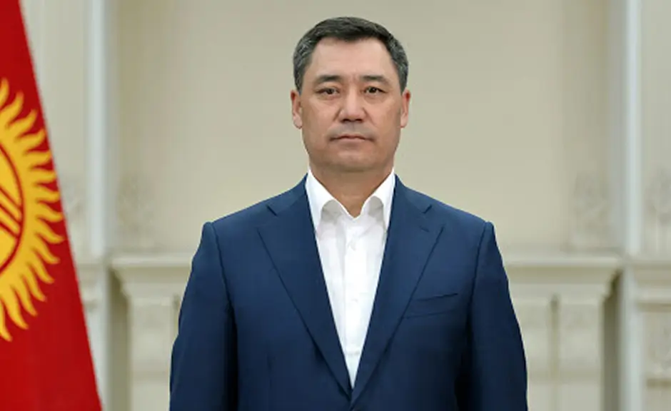 サディル・ジャパロフ大統領　