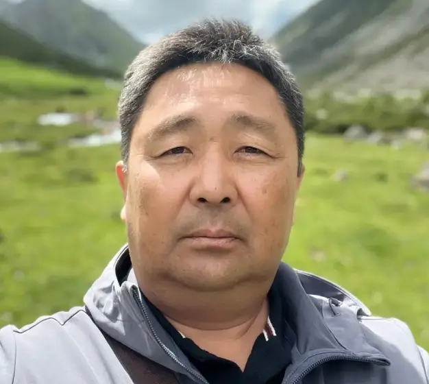 トクトンバエフ・タラスベック